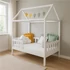 Kép 1/6 - Gyermek ház alakú ágy korláttal és ágyráccsal New Baby CASTELLO 180x90 cm fehér